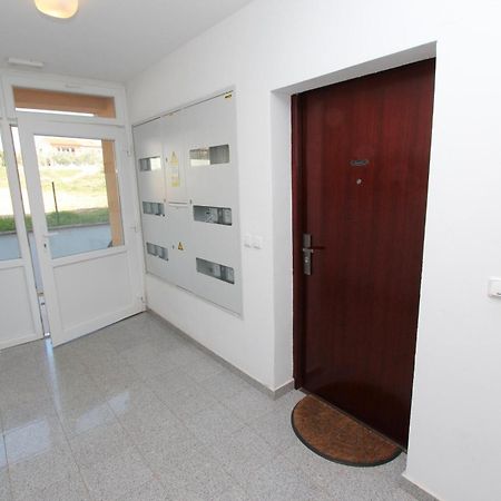 Apartment Adi روفينج المظهر الخارجي الصورة