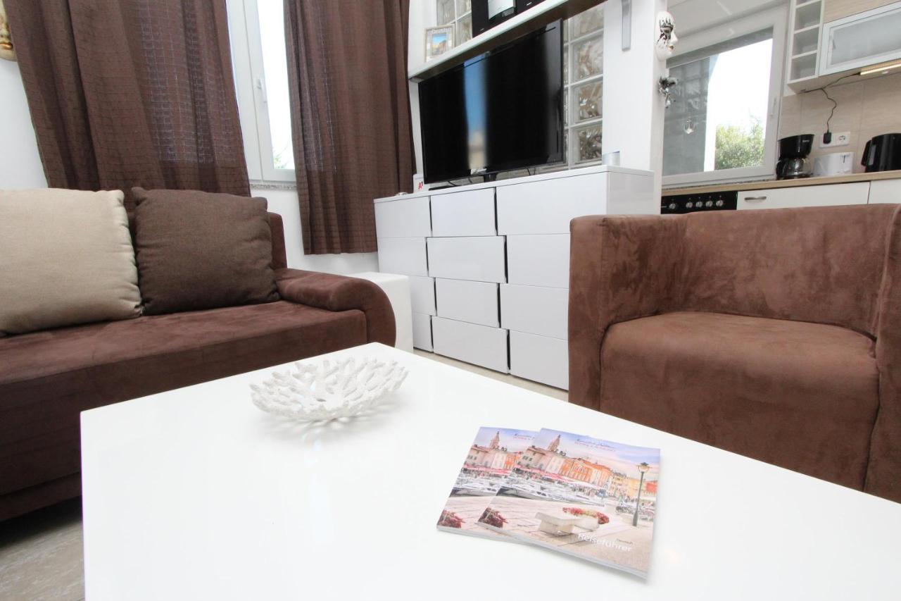 Apartment Adi روفينج المظهر الخارجي الصورة