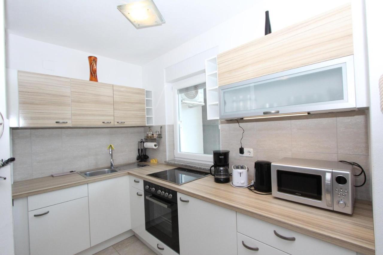 Apartment Adi روفينج المظهر الخارجي الصورة