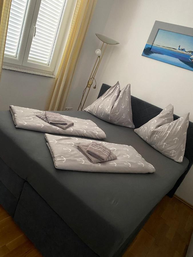 Apartment Adi روفينج المظهر الخارجي الصورة