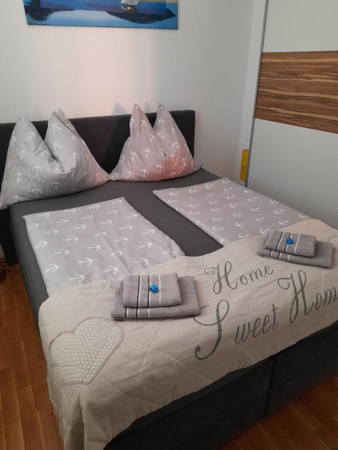 Apartment Adi روفينج المظهر الخارجي الصورة