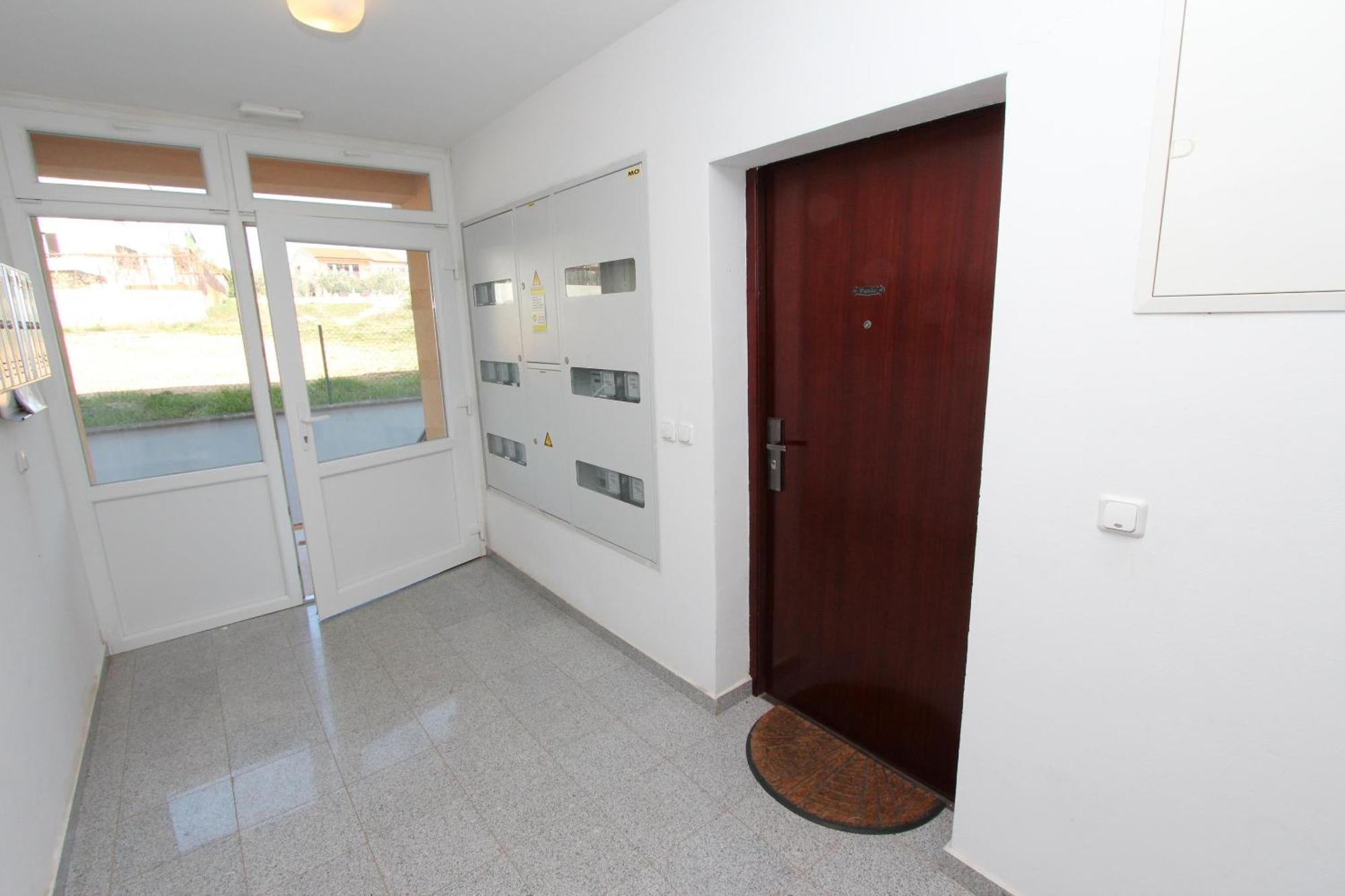 Apartment Adi روفينج المظهر الخارجي الصورة